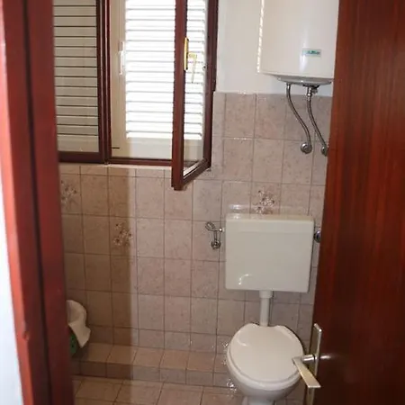 Daire Deni Vinišće